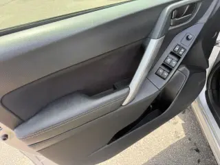 2016 SUBARU FORESTER