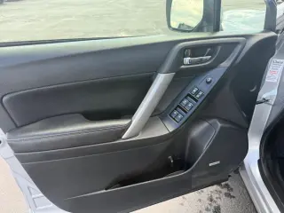 2016 SUBARU FORESTER
