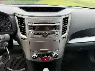 2011 SUBARU OUTBACK