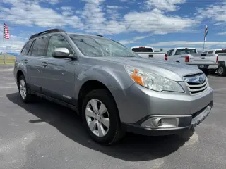 2011 SUBARU OUTBACK