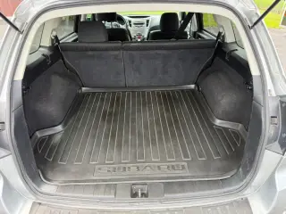2011 SUBARU OUTBACK