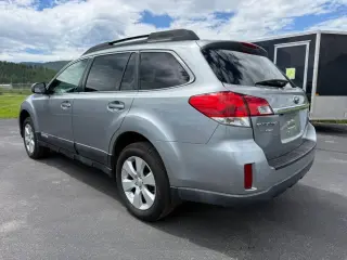 2011 SUBARU OUTBACK