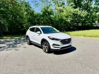 2017 HYUNDAI TUCSON