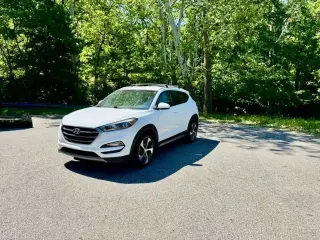 2017 HYUNDAI TUCSON