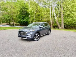 2017 HYUNDAI TUCSON