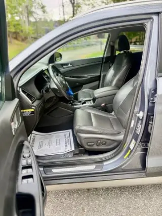 2017 HYUNDAI TUCSON