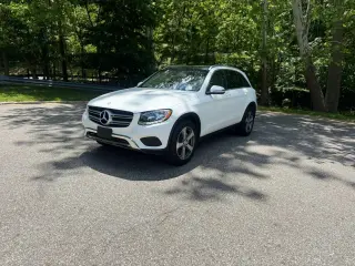 2017 MERCEDES-BENZ GLC