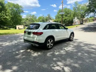 2017 MERCEDES-BENZ GLC