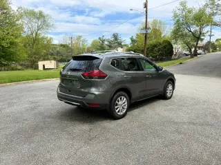 2017 NISSAN ROGUE