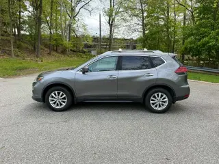 2017 NISSAN ROGUE