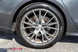 2013 AUDI S8