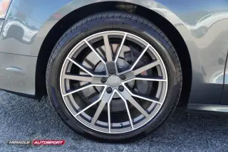 2013 AUDI S8