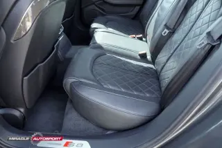 2013 AUDI S8