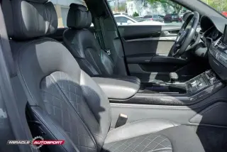 2013 AUDI S8