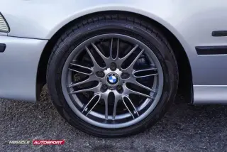 2000 BMW M5