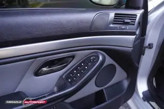 2000 BMW M5