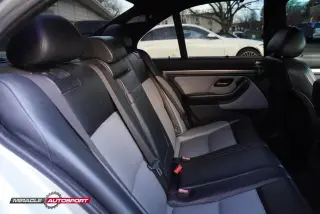 2000 BMW M5