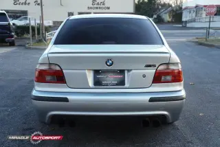 2000 BMW M5