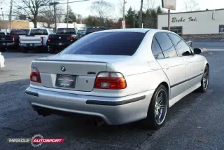 2000 BMW M5