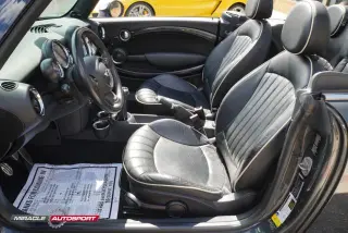 2011 MINI CONVERTIBLE