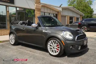 2011 MINI CONVERTIBLE