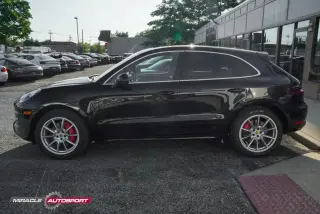 2017 PORSCHE MACAN