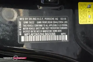 2017 PORSCHE MACAN