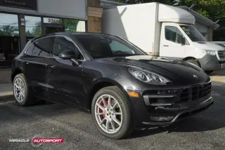 2017 PORSCHE MACAN