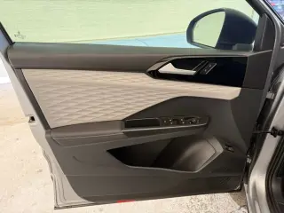 2024 Volkswagen Taos