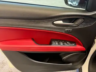 2021 Alfa Romeo Stelvio