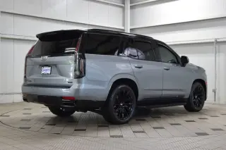 2024 CADILLAC Escalade