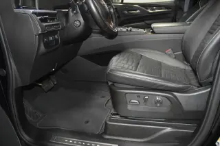 2024 CADILLAC Escalade ESV