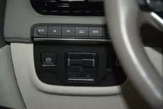 2024 CADILLAC Escalade ESV