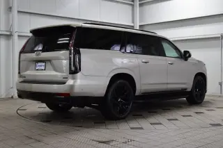 2024 CADILLAC Escalade ESV