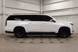 2024 CADILLAC Escalade ESV