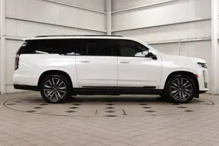 2022 CADILLAC Escalade ESV