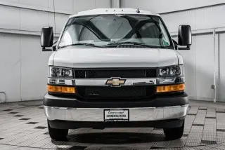 2025 Chevrolet Express Cutaway 3500
