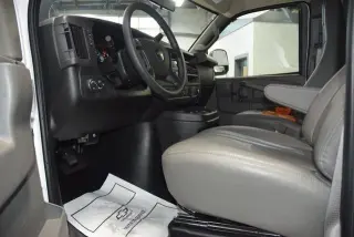 2025 Chevrolet Express Cutaway 3500