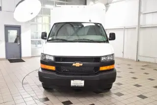 2025 Chevrolet Express Cutaway 3500
