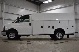2025 Chevrolet Express Cutaway 3500