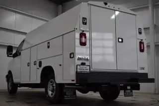 2025 Chevrolet Express Cutaway 3500