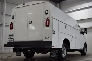 2025 Chevrolet Express Cutaway 3500