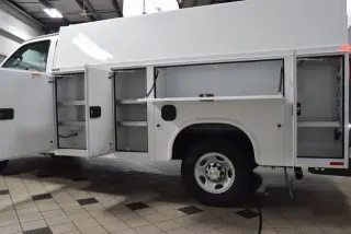 2025 Chevrolet Express Cutaway 3500