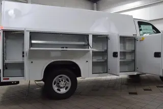 2025 Chevrolet Express Cutaway 3500