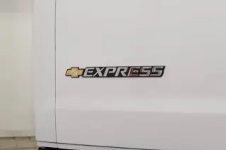 2025 Chevrolet Express Passenger