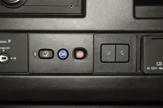 2025 Chevrolet Express Passenger