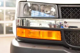 2025 Chevrolet Express Passenger