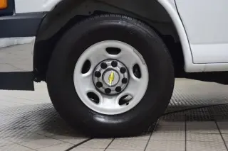 2024 Chevrolet Express Passenger 3500