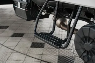 2025 Chevrolet Low Cab Forward 5500 XG