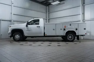 2025 Chevrolet Silverado 3500 HD Chassis Cab